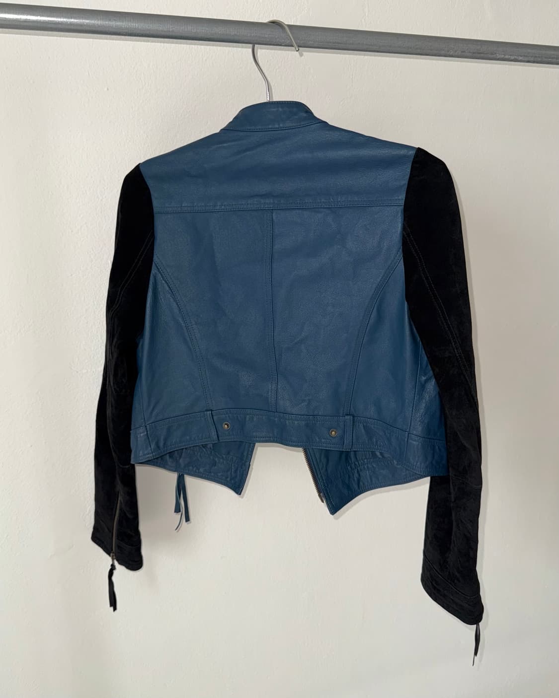 Lily brown 돈피 레더 자켓 상품이미지4