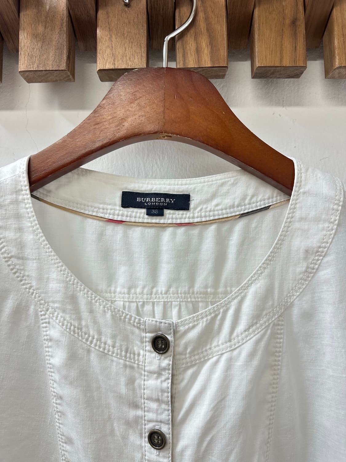Burberry 버버리 린넨 100% 버튼 블라우스 상품이미지4