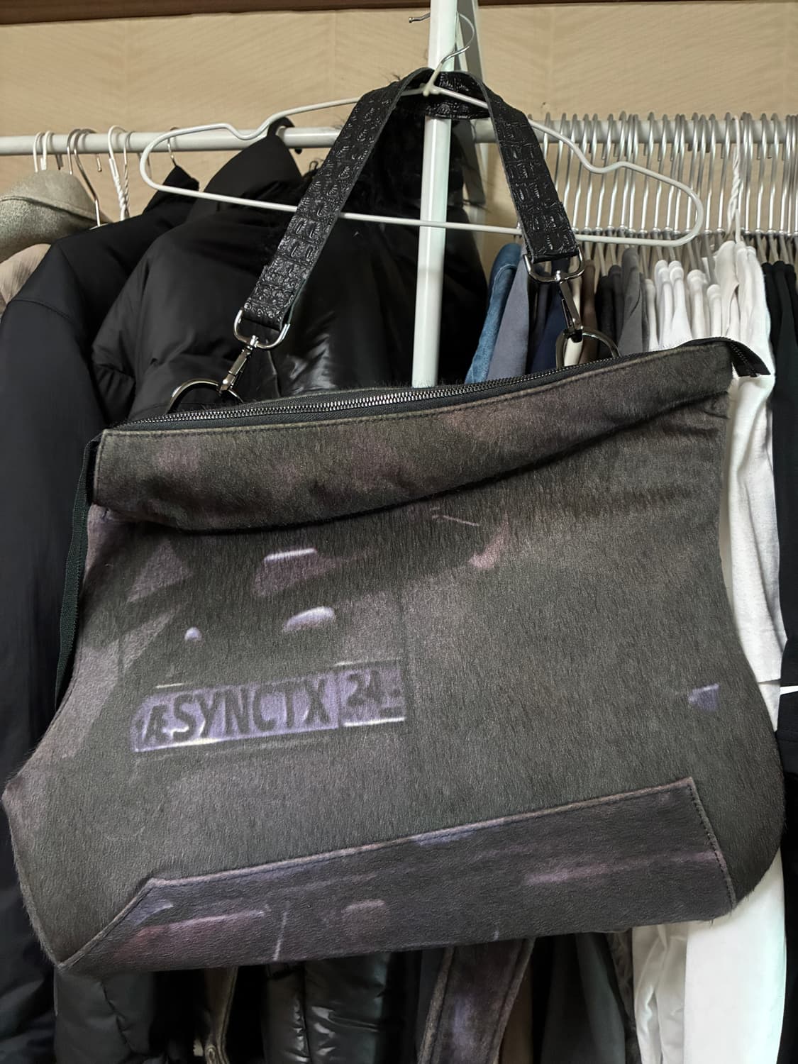 에이시넥틱스 숄더백 상품이미지1