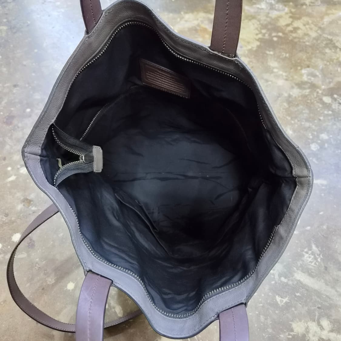 코치 가죽 크로스백 가방 토트백 상품이미지4