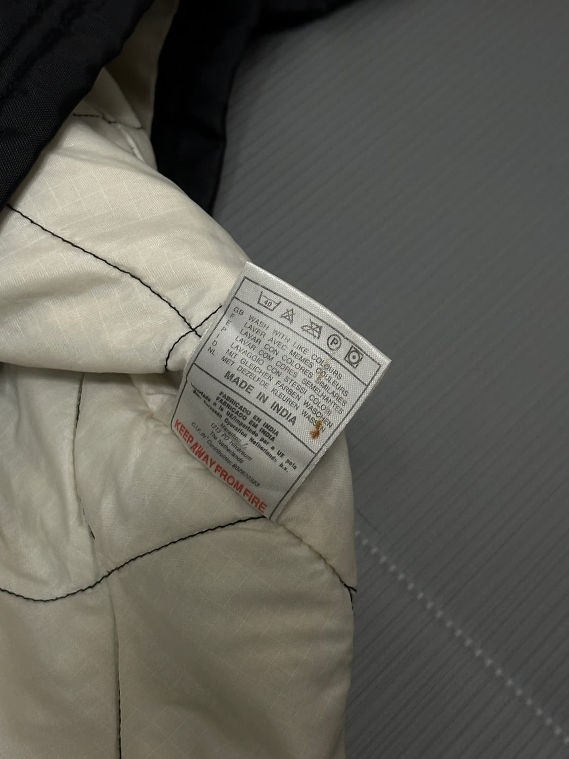 나이키 올드스쿨 빅스우시 누빔 자켓 블랙 L 상품이미지5