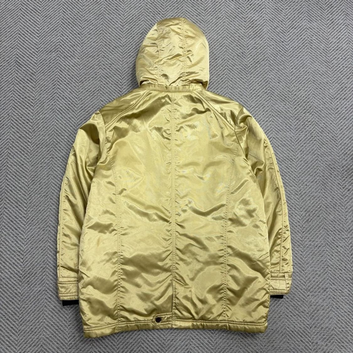 Mlb 뉴욕양키즈 y2k 글로시 패딩 v1575 상품이미지2