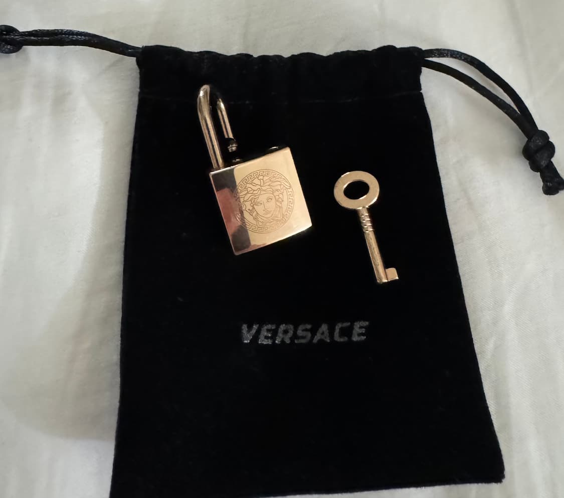versace 자물쇠키  상품이미지3