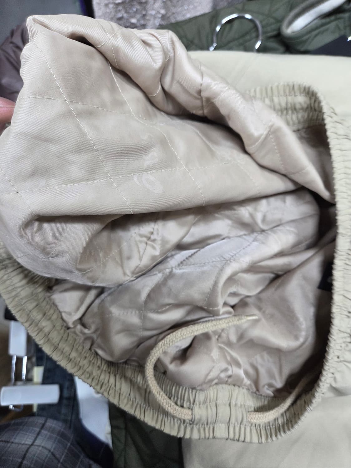 아식스 올드스쿨 안감누빔 방풍 팬츠 대략 xxl 상품이미지8