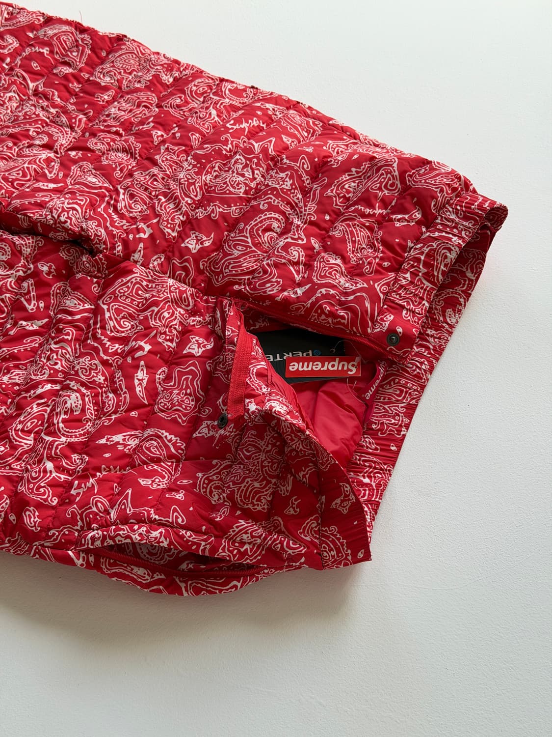 Supreme Micro Down Pants 상품이미지4