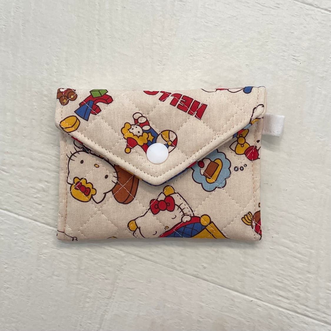 [ 핸드메이드 ] 헬로키티 가족 원단 똑딱이 카드지갑 상품이미지1