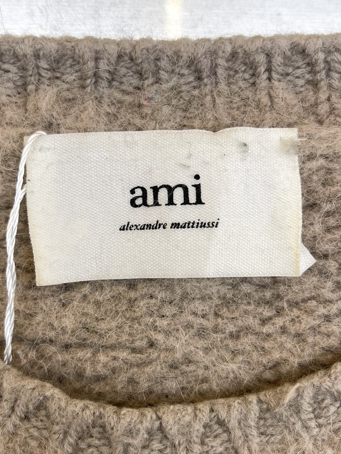 아미 22fw 브러쉬드 알파카 울 니트 상품이미지7