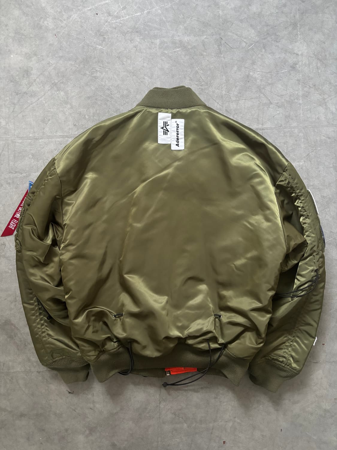 Alpha Industries 알파 인더스트리 MA-1 카키 항공 점퍼  상품이미지8