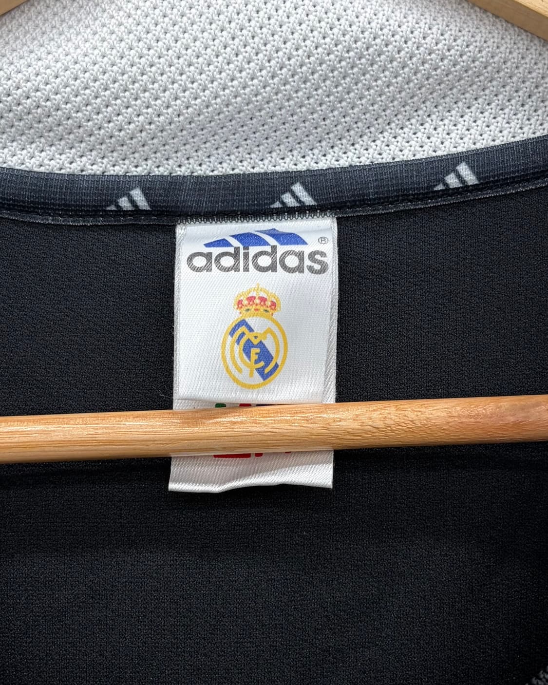 아디다스 01-02 레알 마드리드 어웨이 리그킷 호베르투 카를루스 상품이미지7
