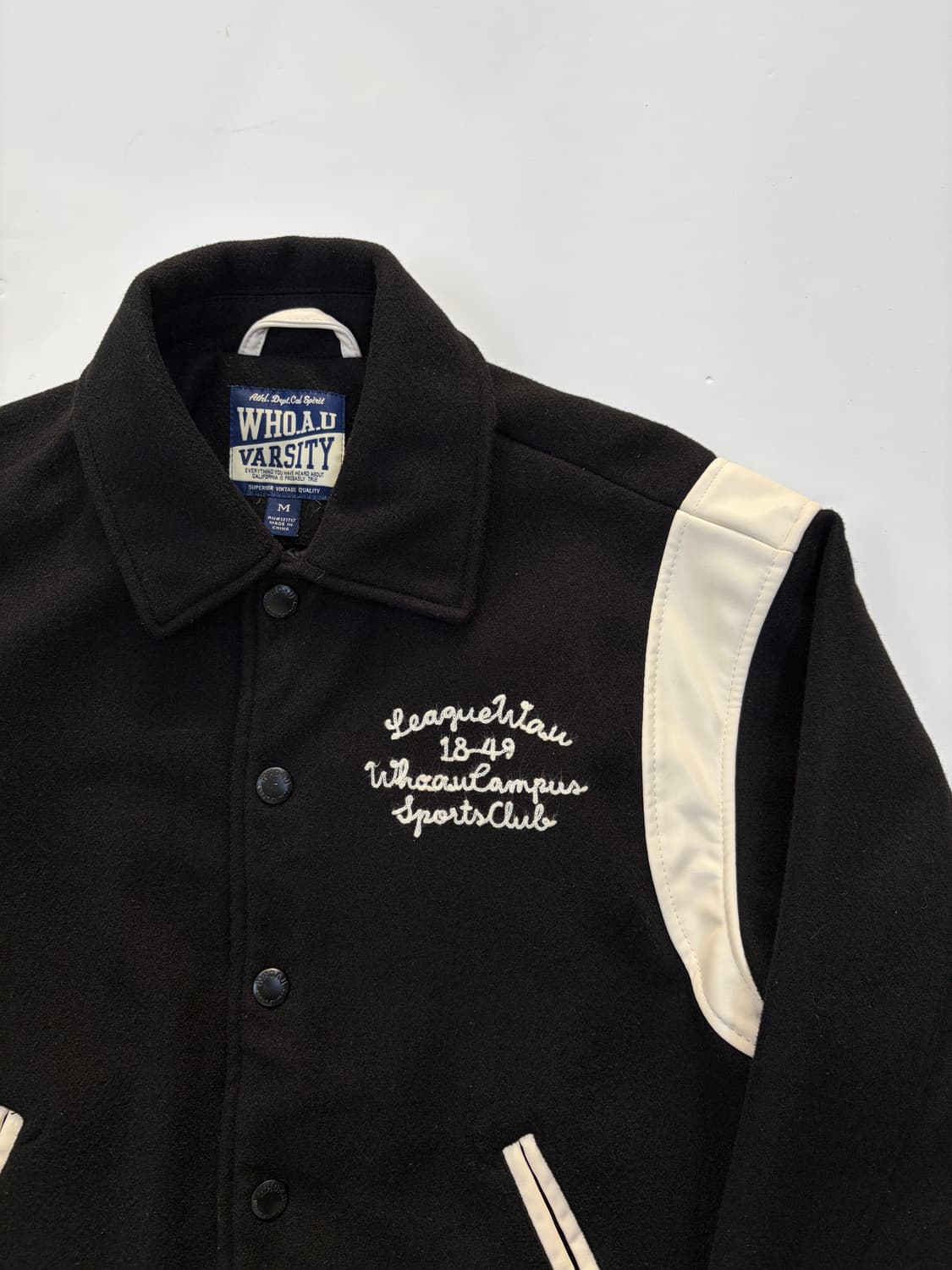 후아유 바시티 블랙 자켓 상품이미지2