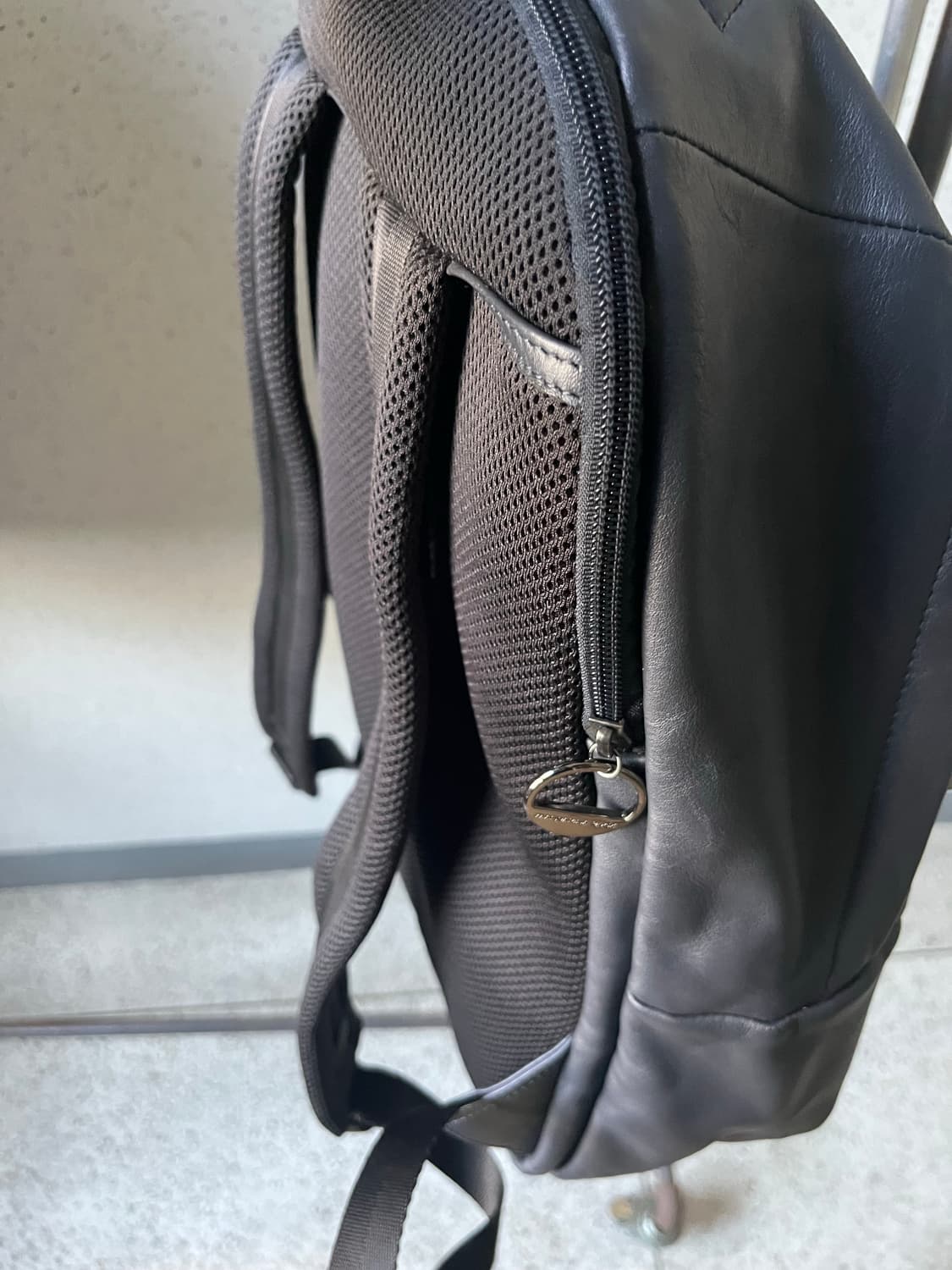 만다리나덕 듀플렉스 송아지 가즉 백팩 상품이미지5