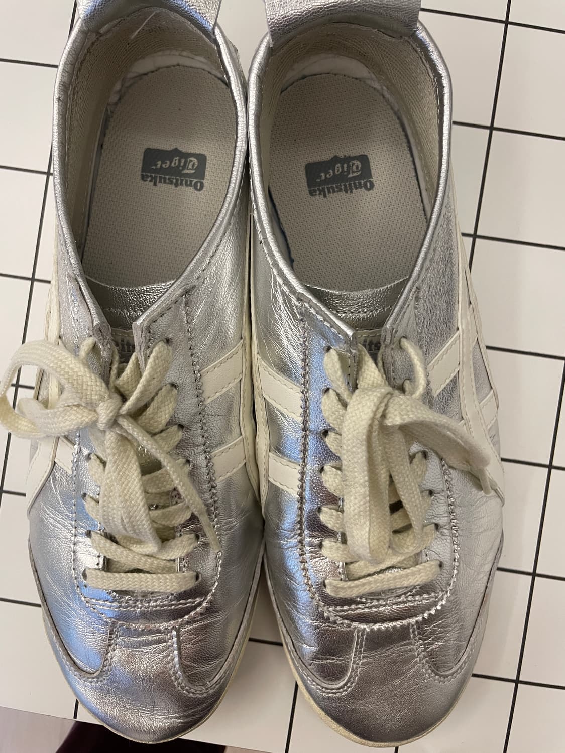 오니츠카타이거 mexico66 실버 스니커즈 275 상품이미지3