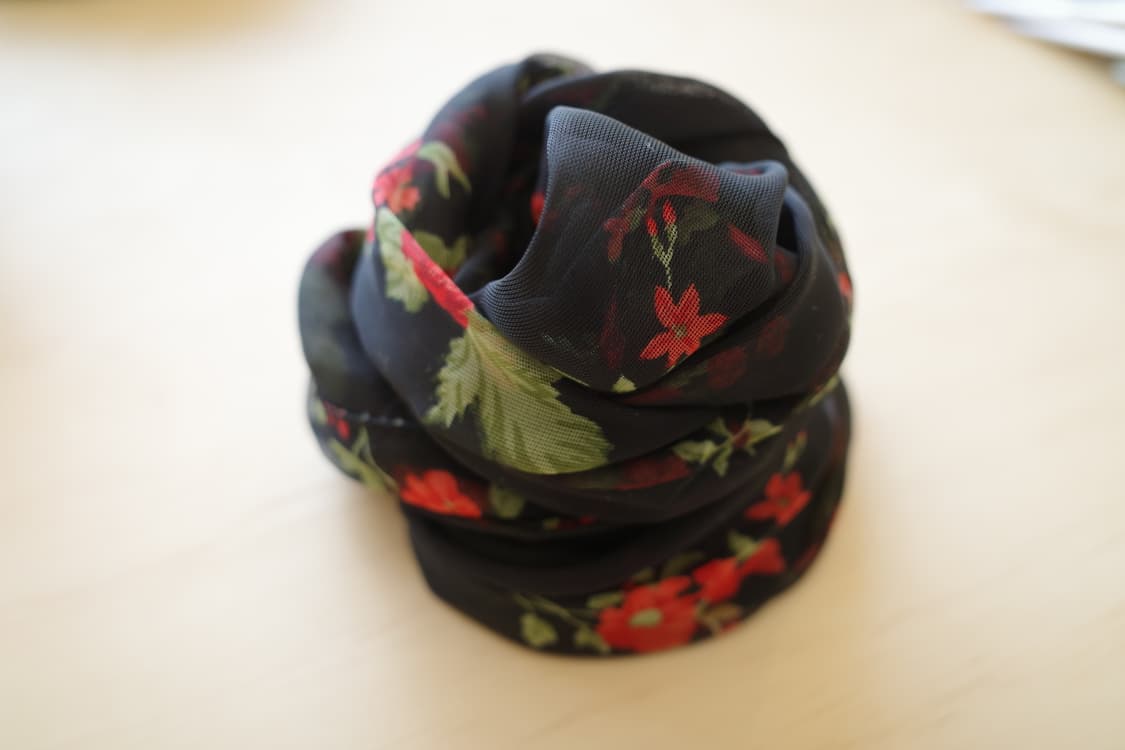 black flower scarf 상품이미지3
