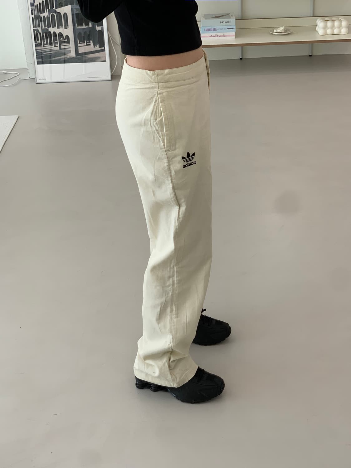 아디다스 코듀로이 스트레이트 팬츠 S 상품이미지3