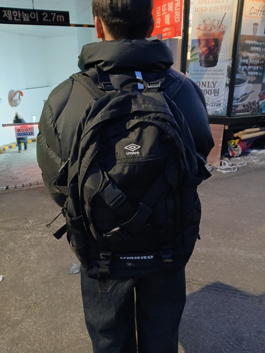 엄브로 백팩 상품이미지1