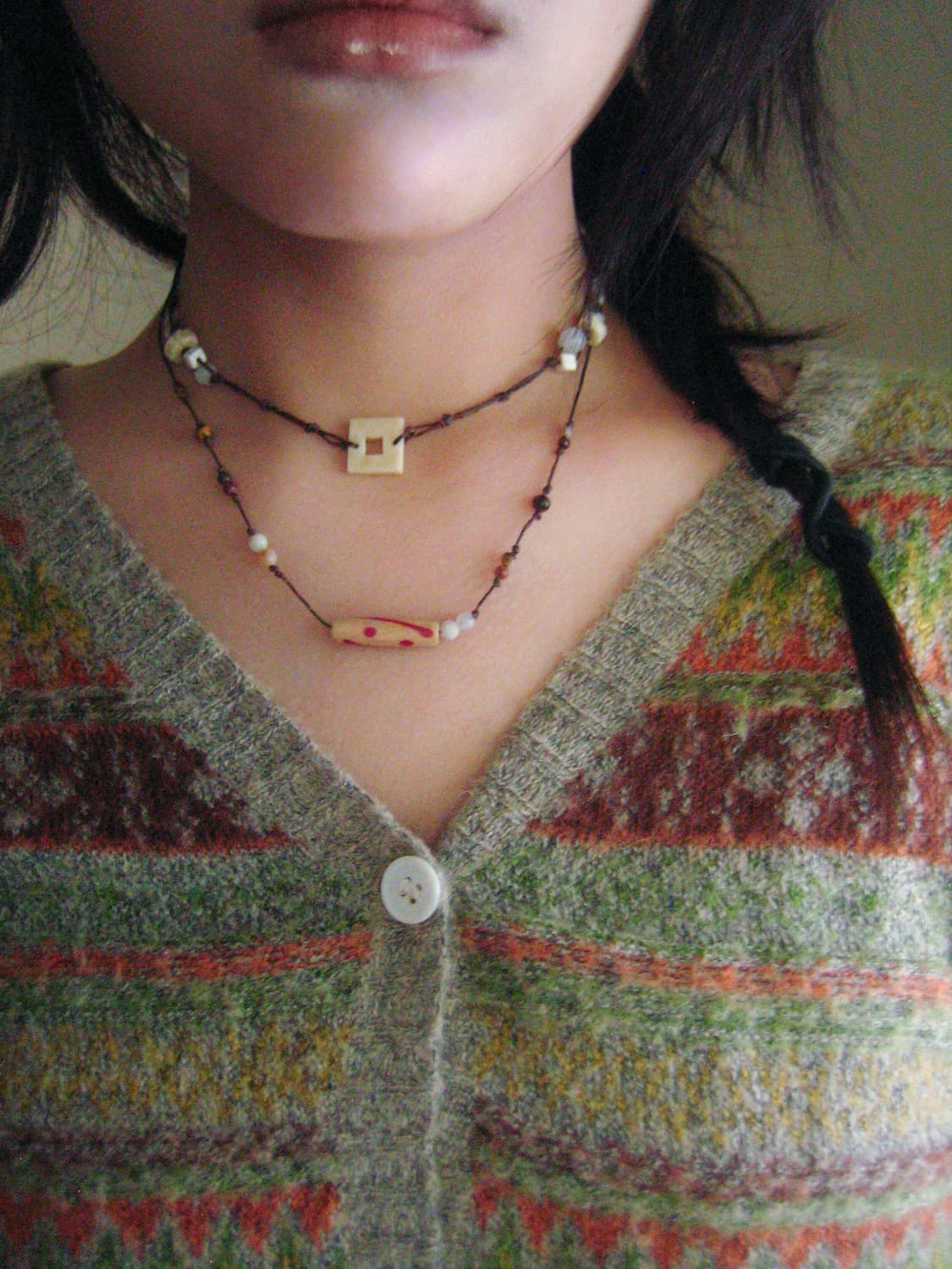 wooden grape necklace 우든 그레이프 목걸이 상품이미지1