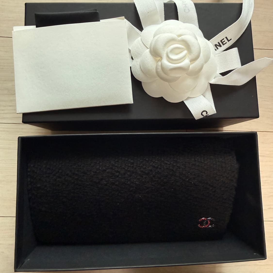 CHANEL 샤넬 선글라스 레드/골드 새상품 (남녀 공용) 상품이미지4