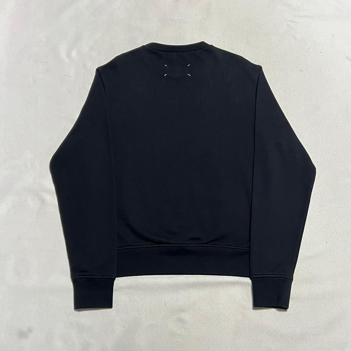 46 메종 마르지엘라 MM6 프린팅 블랙 맨투맨 상품이미지3