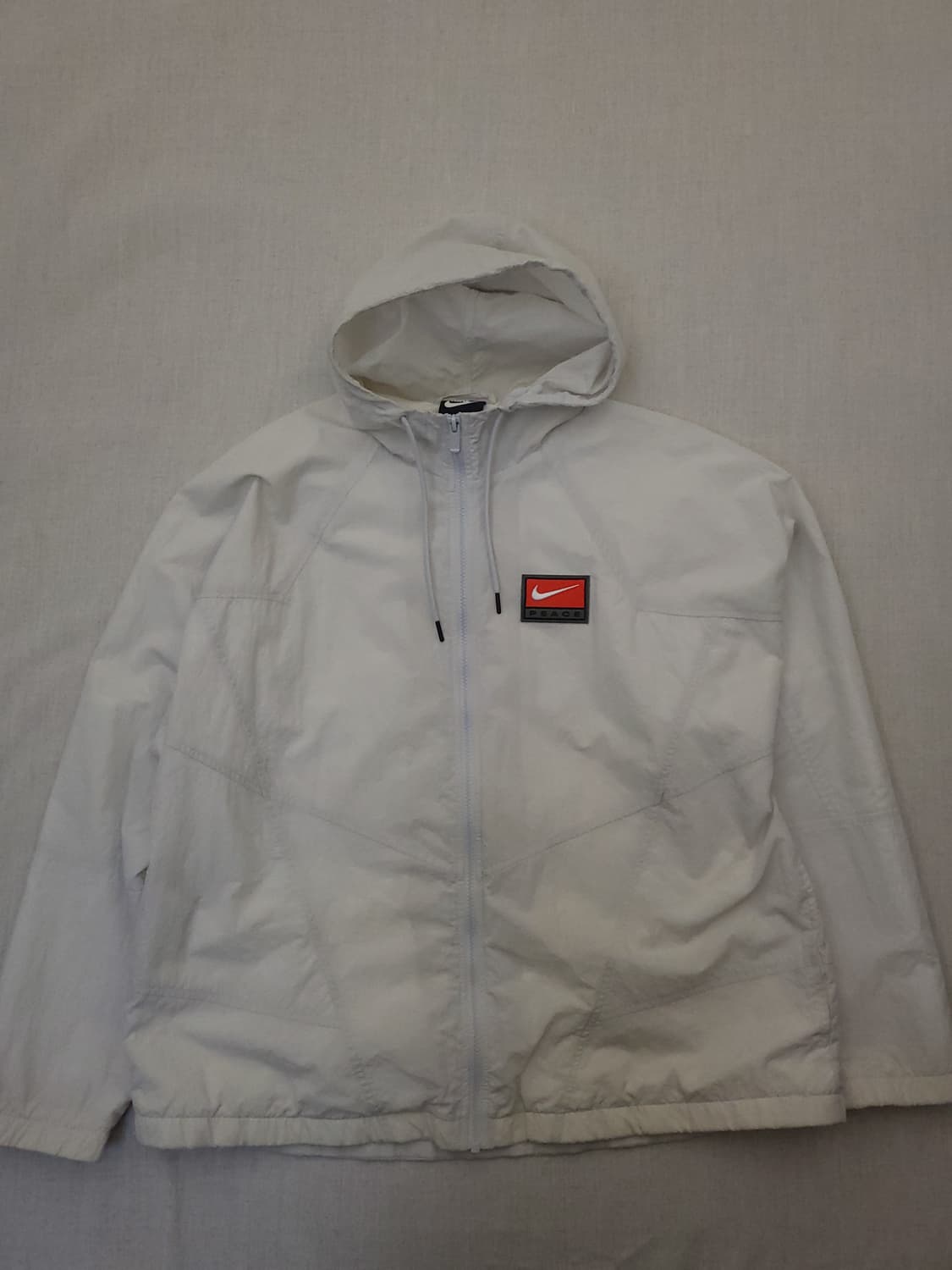 나이키 화이트 후드 바람막이 자켓 XL 상품이미지1