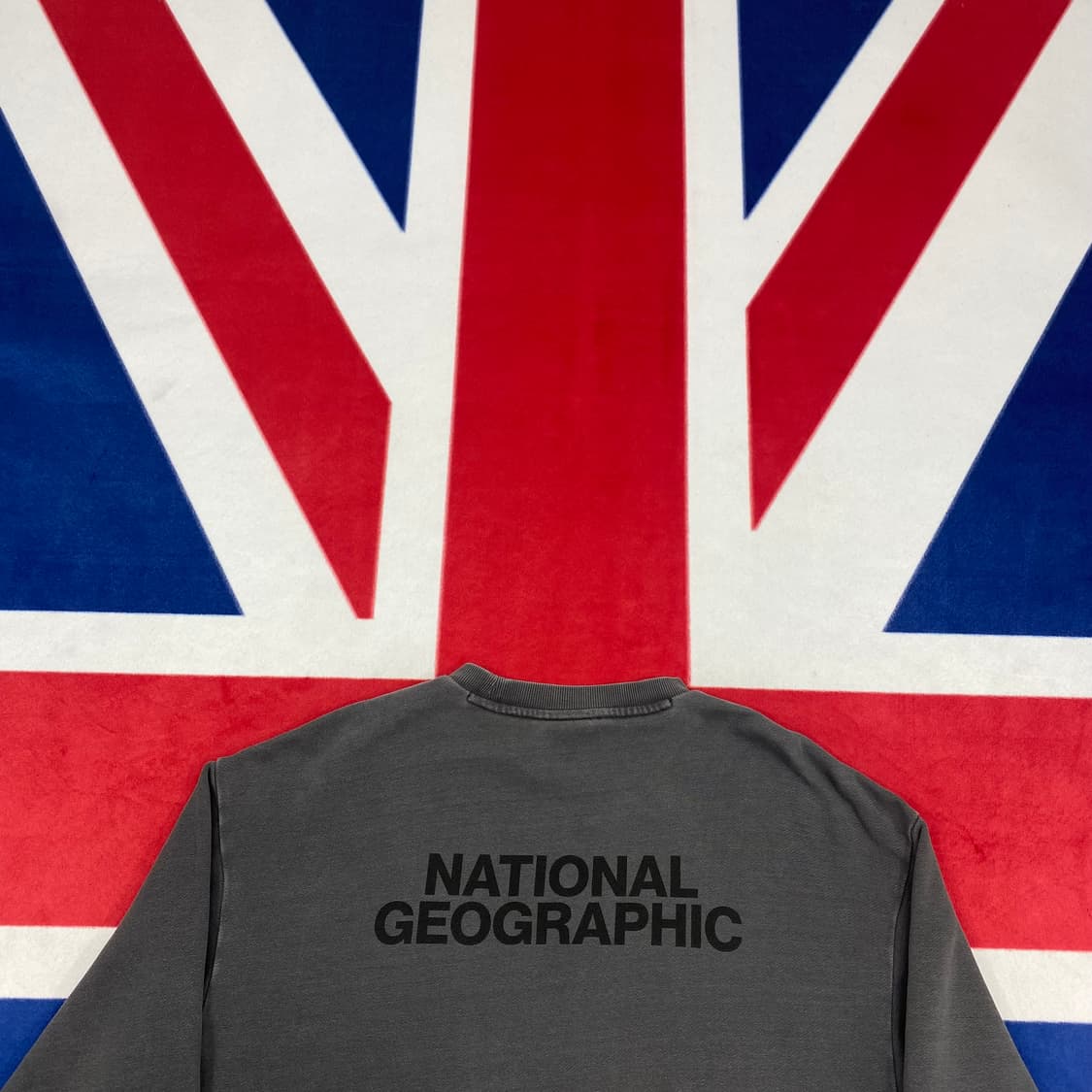 내셔널지오그래픽 맨투맨 XL 상품이미지3