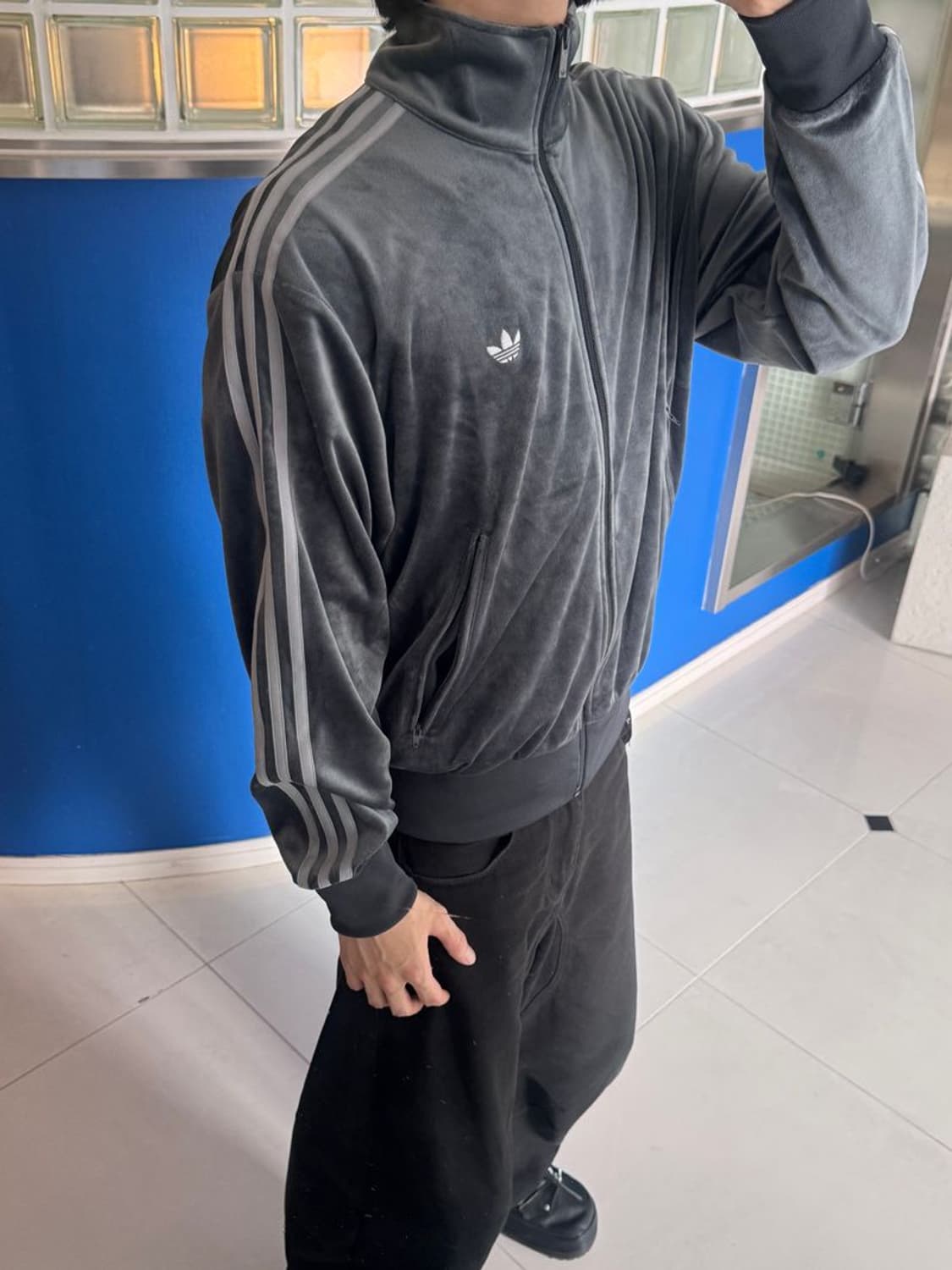 VELOUR JACKET 벨루어 재킷 상품이미지3