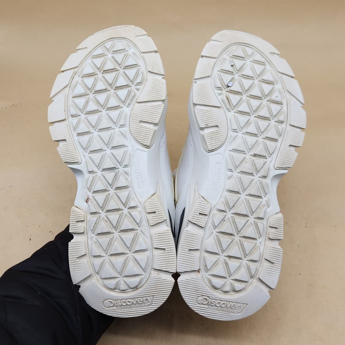 디스커버리 익스페디션 버킷디워커V2 운동화 250 상품이미지3