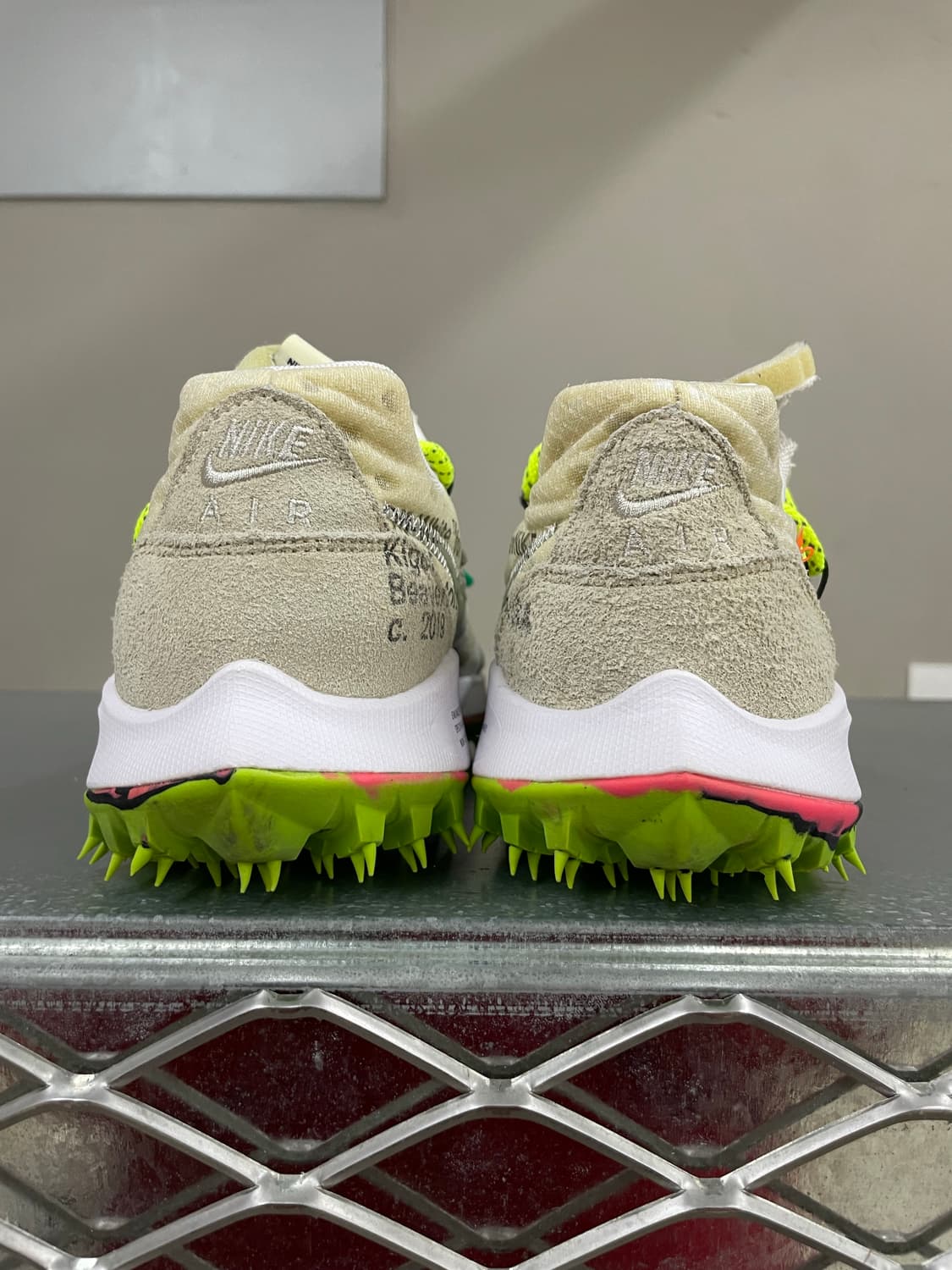 나이키 X 오프화이트 줌 테라 카이거 5 화이트 290 상품이미지3