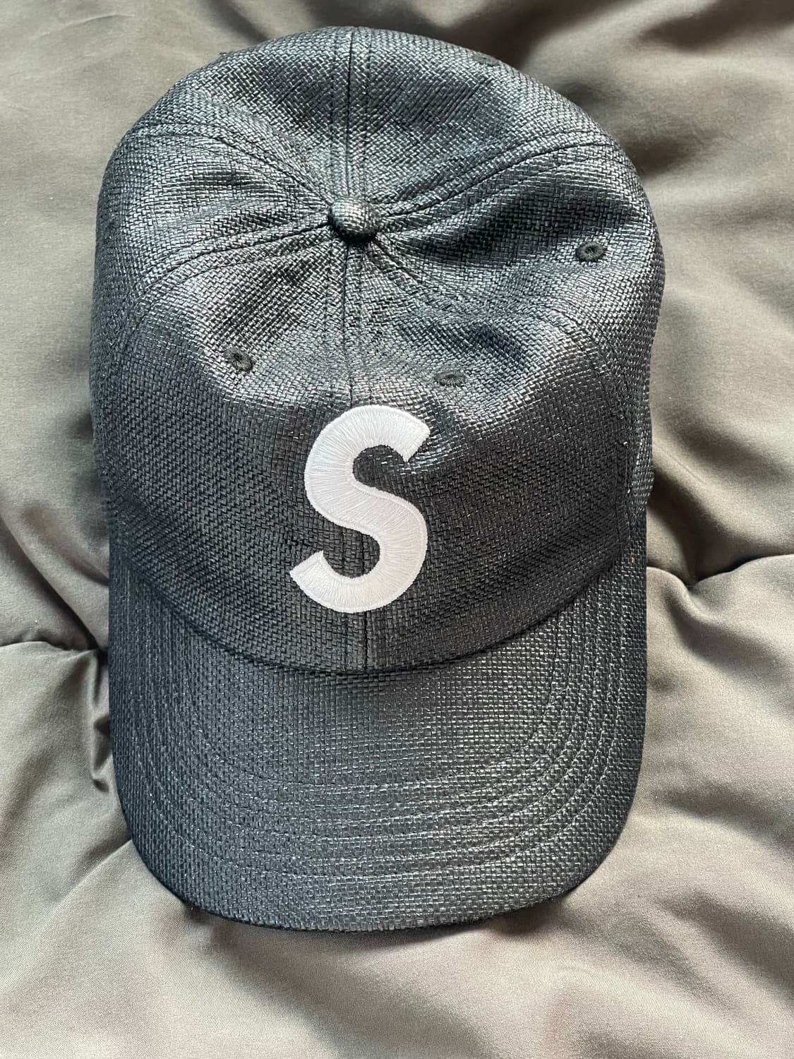 슈프림 S로고 라피아 볼캡 블랙 상품이미지2