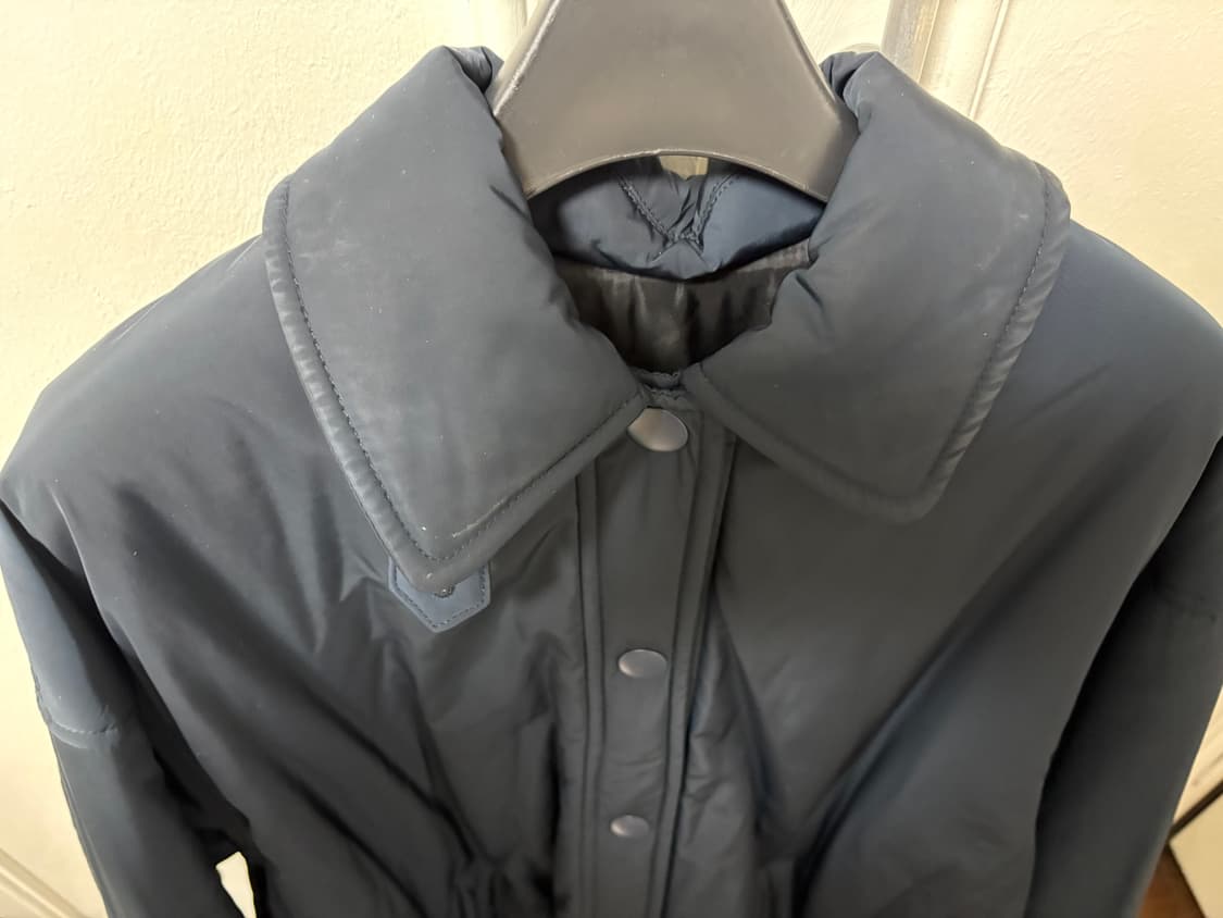 COSMOSS 칼라 셔링 패딩 네이비 상품이미지5