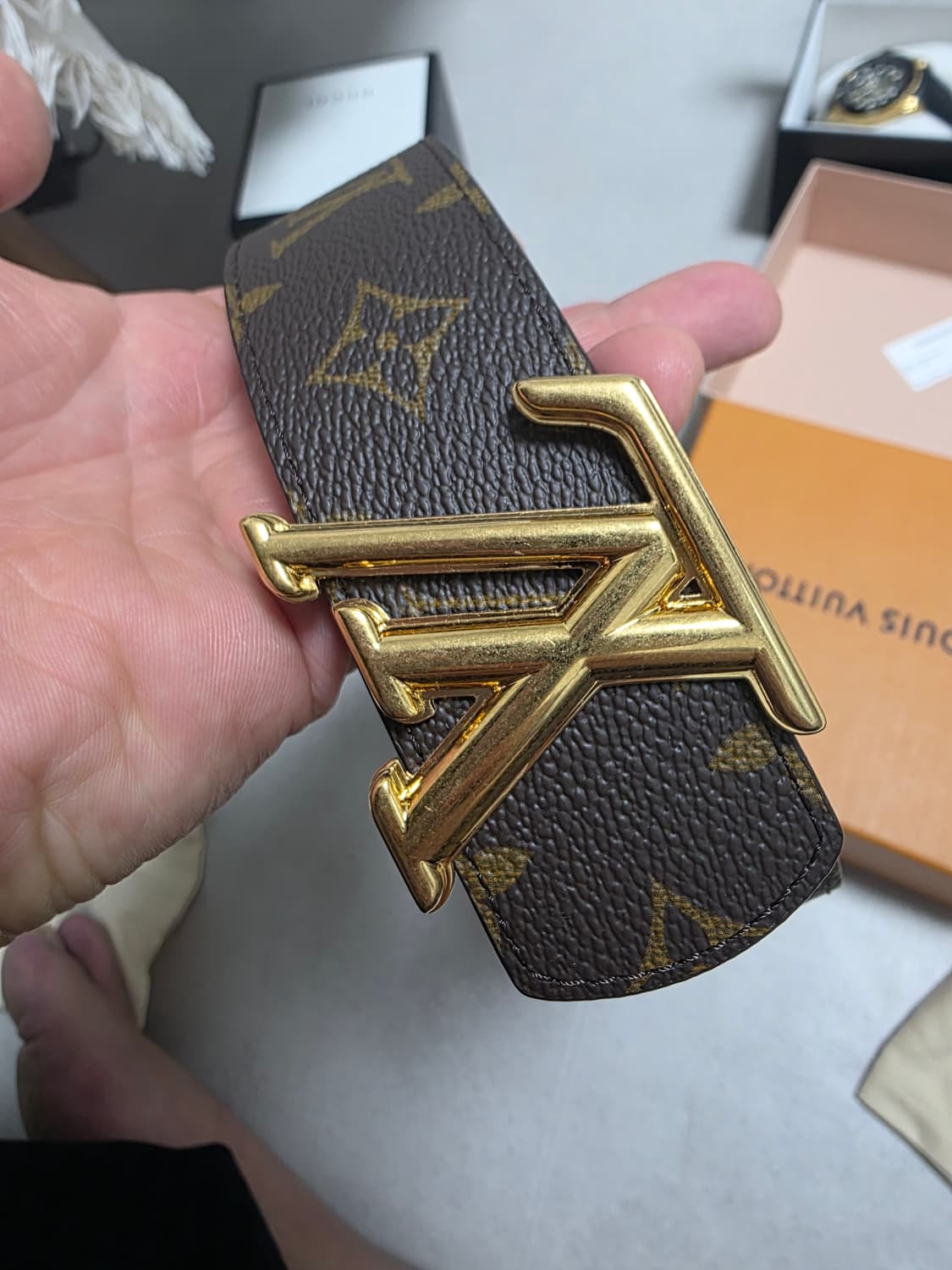 루이비통 양면 모노그램 벨트 새상품급. 상품이미지1