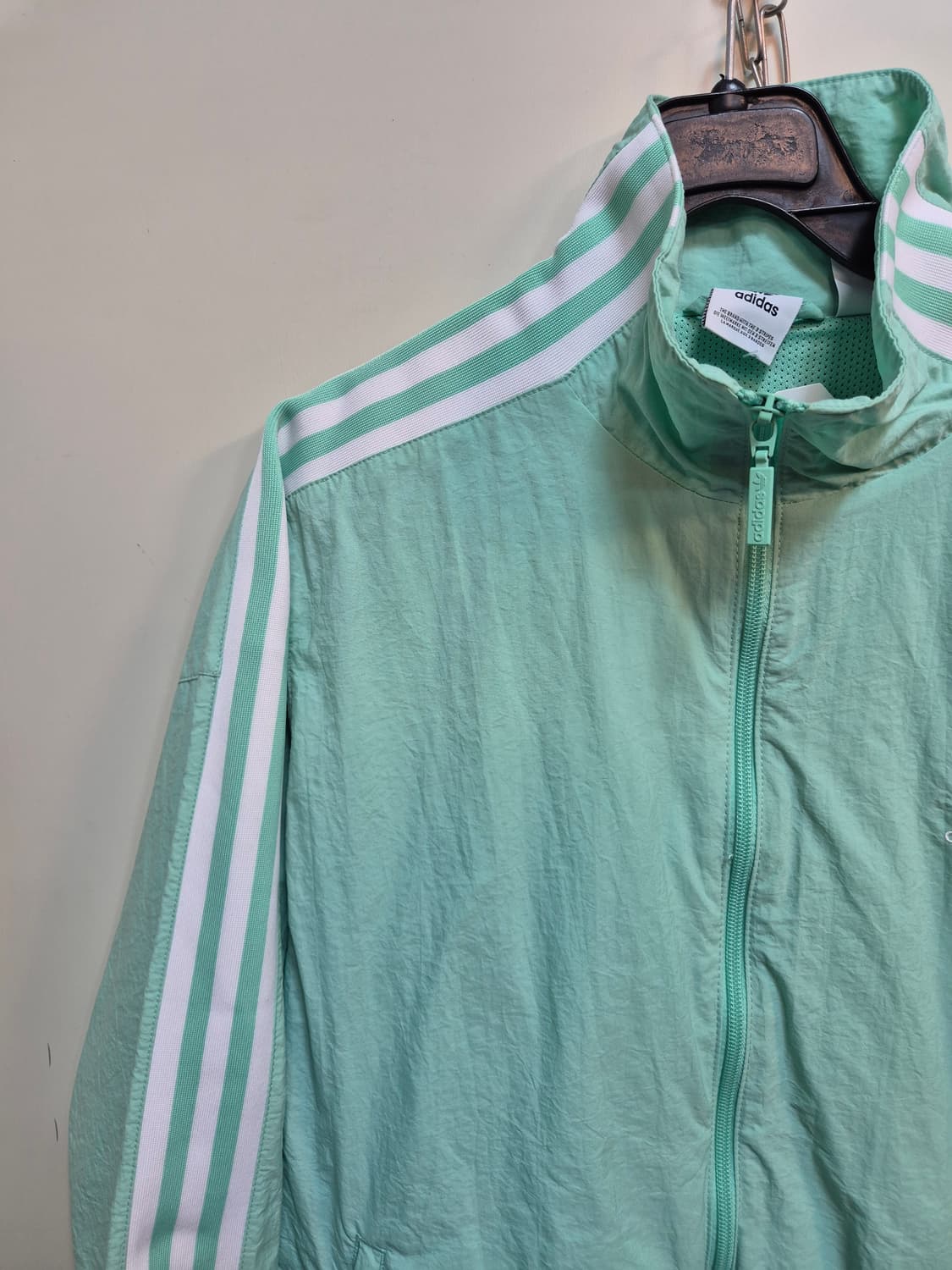 아디다스 민트 바람막이 상품이미지3