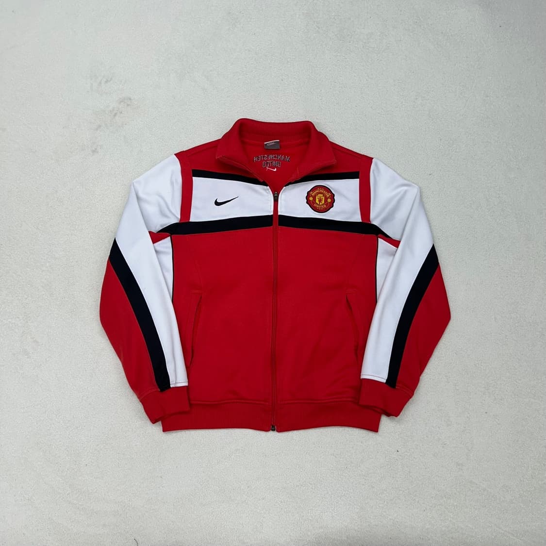 Nike red Manchester United jersey 상품이미지4