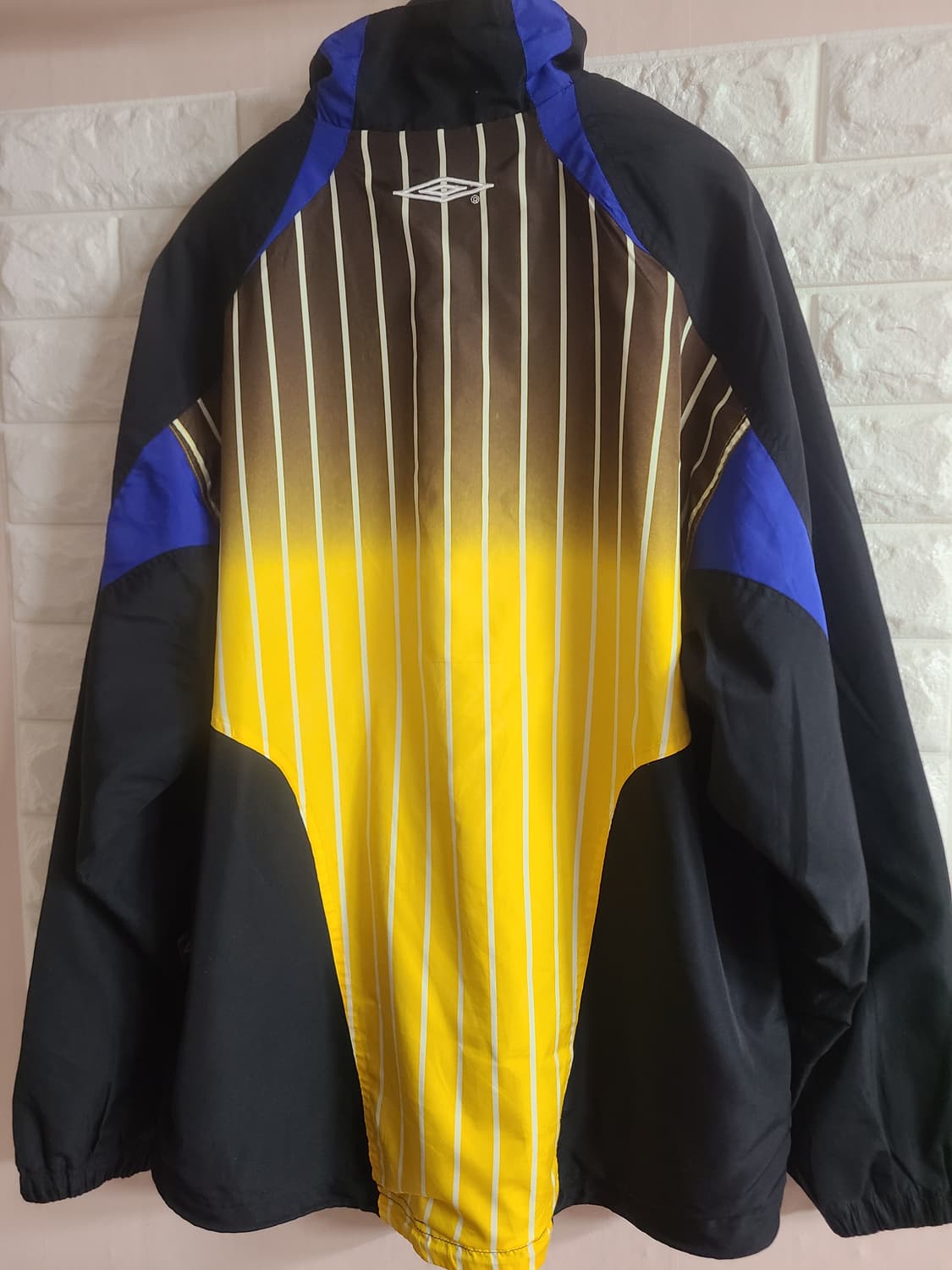 엄브로 잉글랜드 바람막이 100-105 상품이미지5