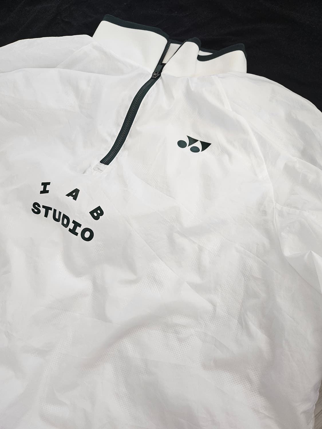 IAB YONEX WOVEN PULLOVER 아이앱 스튜디오 요넥스 상품이미지1