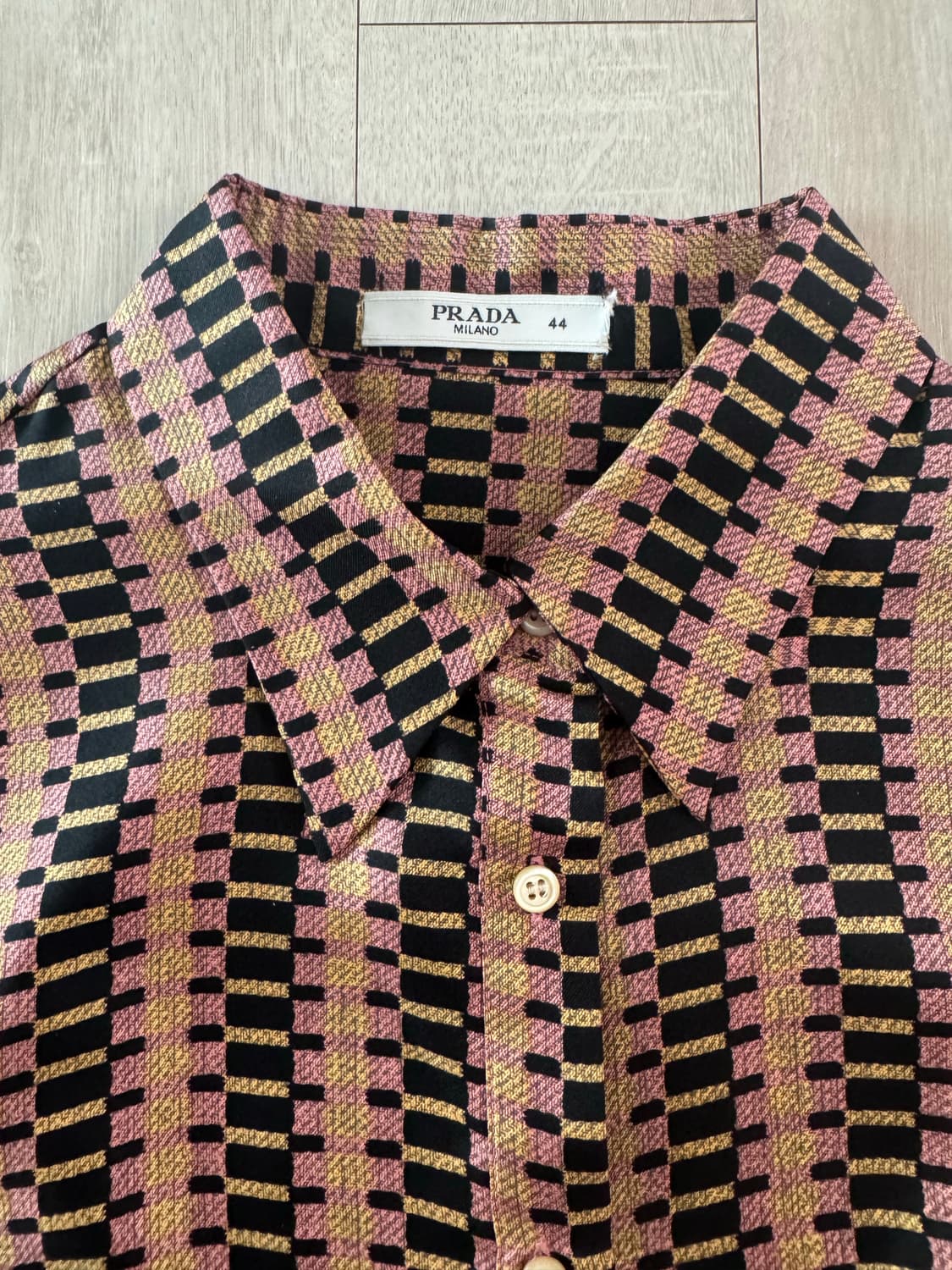 prada silk blouse 상품이미지3
