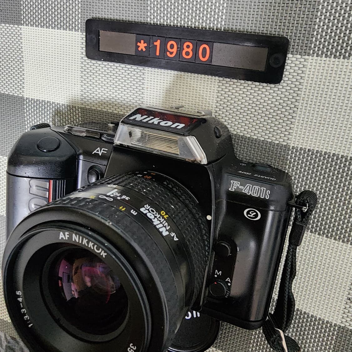 니콘 F 401s AF 필름카메라 35-70미리 줌렌즈 상품이미지2