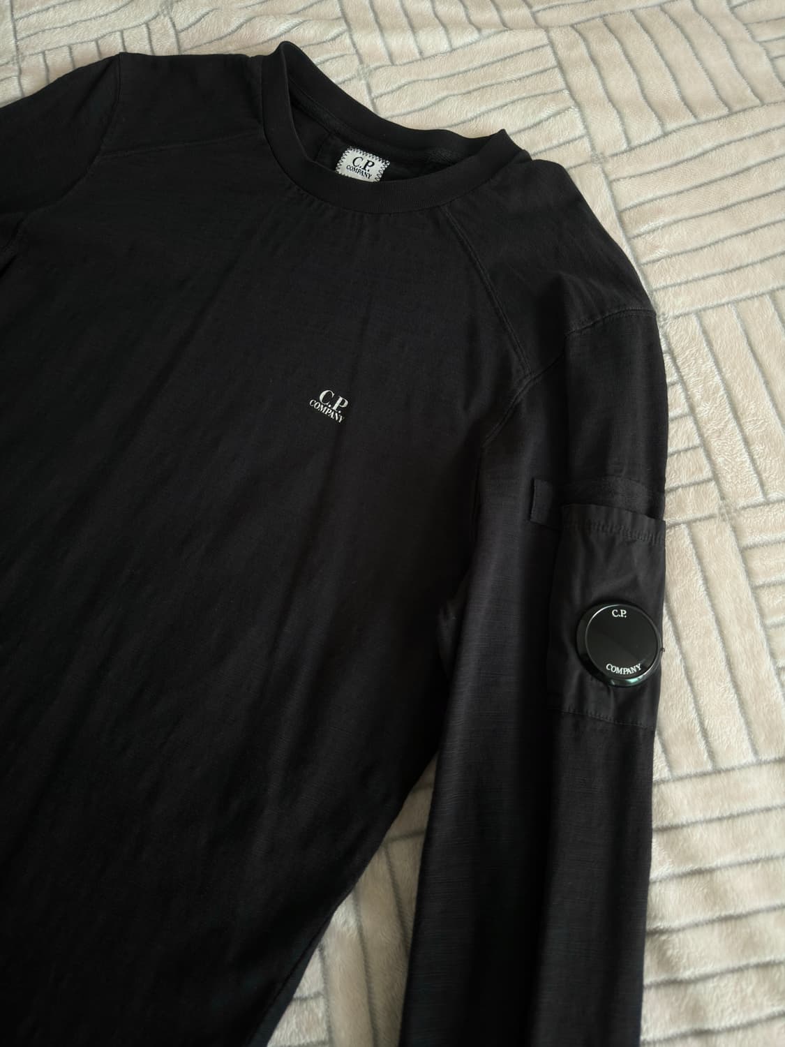 [m] C.P. Company cp컴퍼니 렌즈 로고 린넨 롱슬리브 상품이미지1