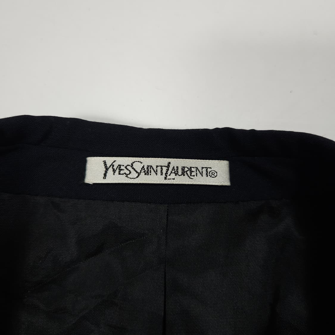 YSL 입생로랑 미니멀 블레이저  상품이미지2
