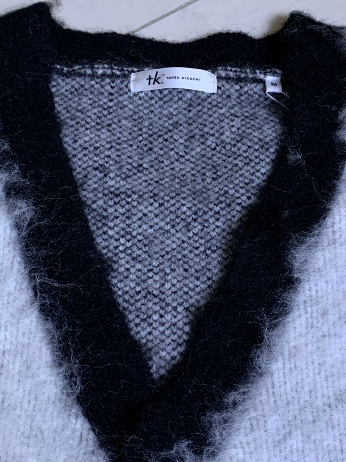 BOLD STRIPE SHAGGY KNIT V CARDIGAN 상품이미지3