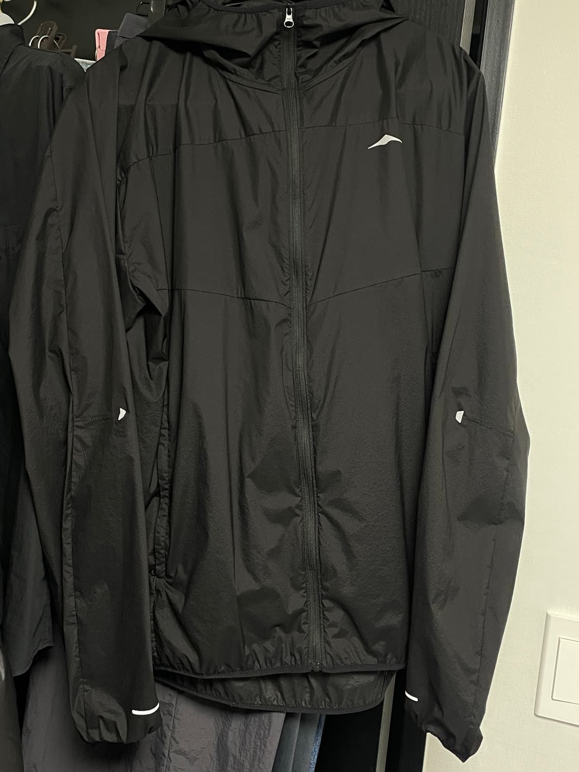 고요웨어 LIGHT RUNNING JACKET 상품이미지3