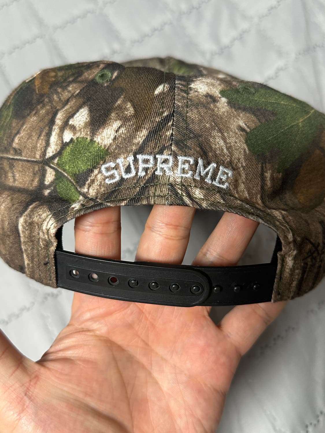 슈프림 월드 리얼트리 캠프캡 상품이미지2