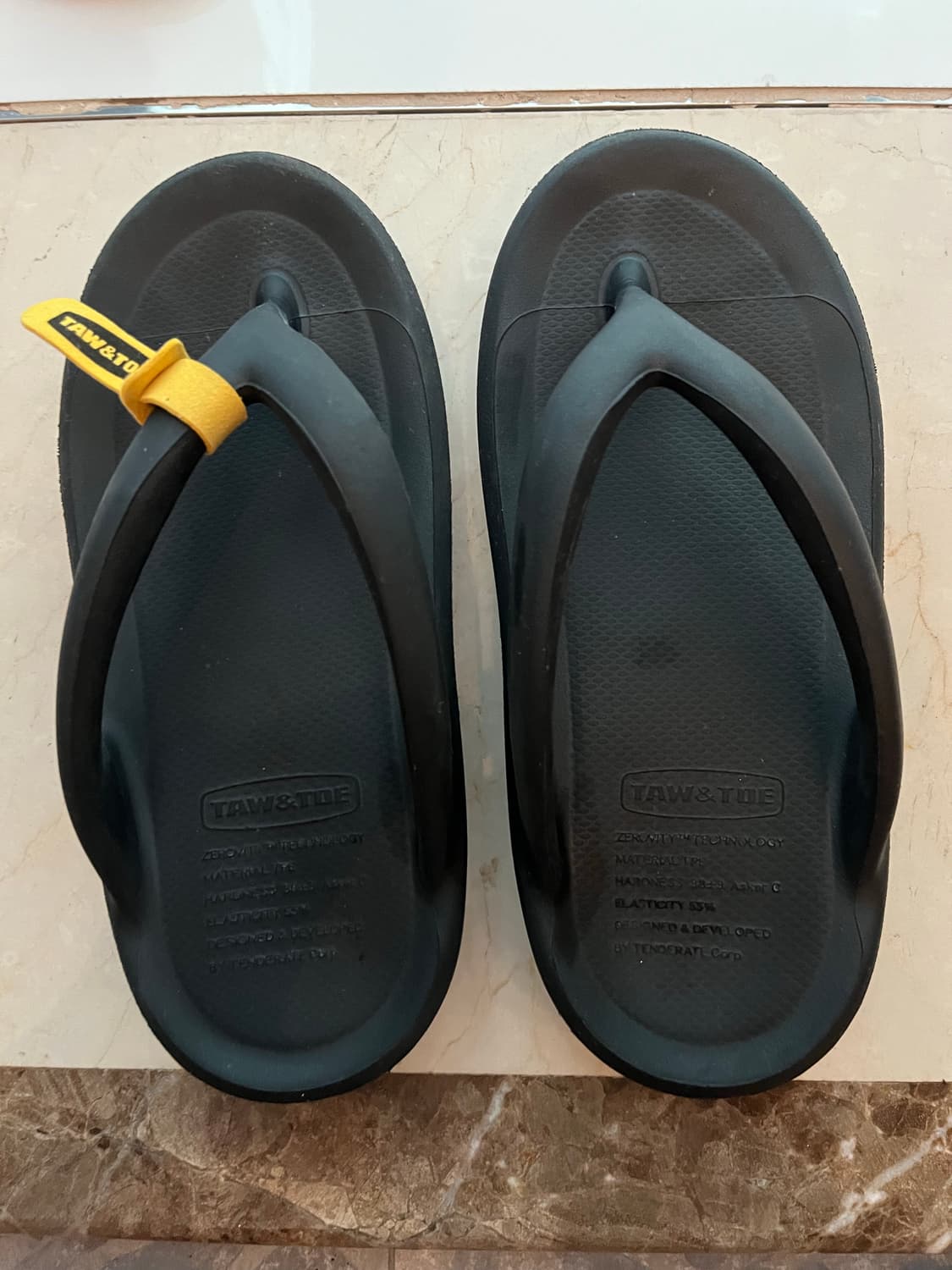 토앤토 플립플랍 블랙 230 상품이미지1