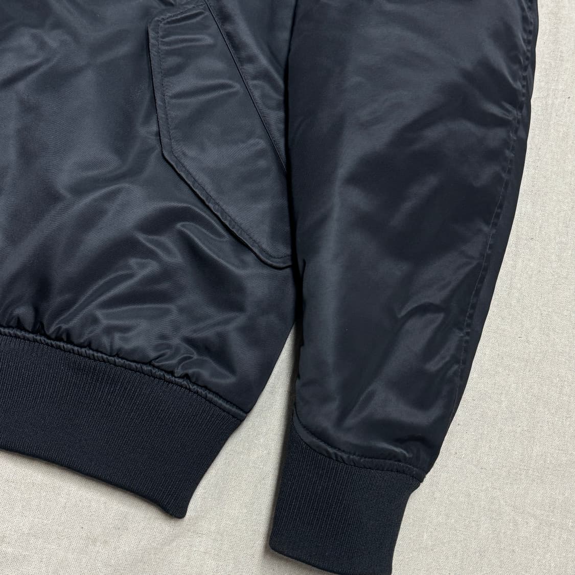 유니클로 질샌더 구스다운 ma1 항공점퍼 L 상품이미지4