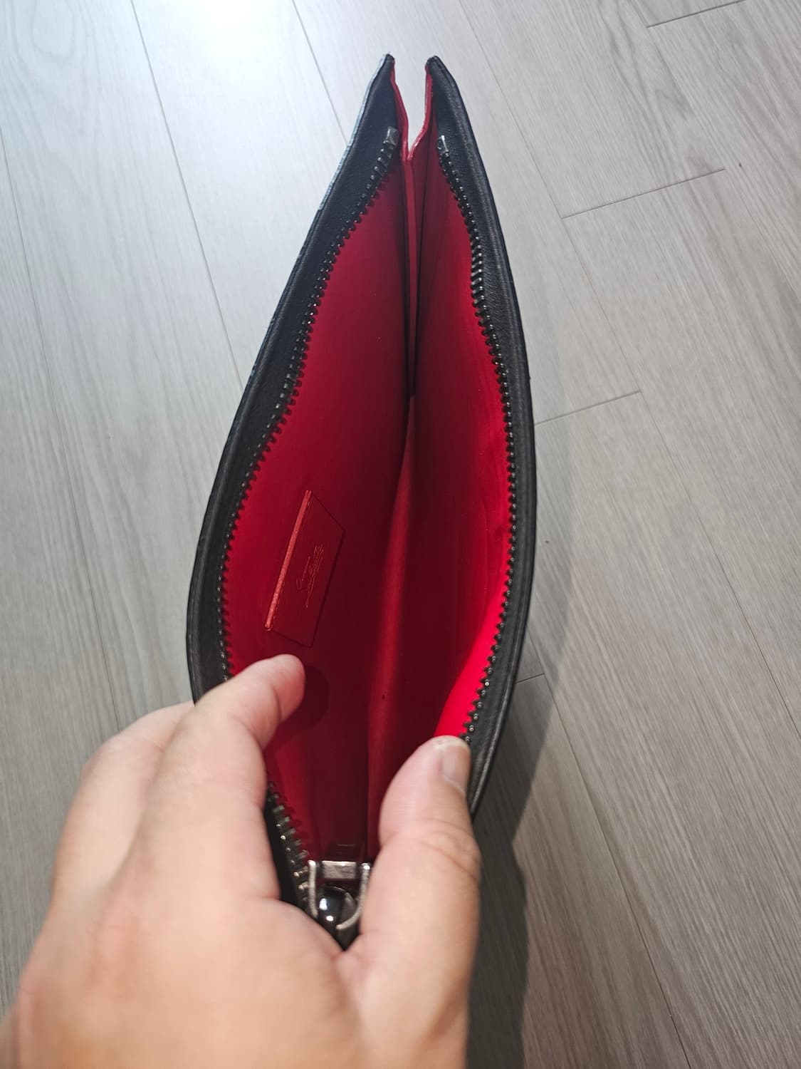 크리스찬 루브탱 클러치백 상품이미지7