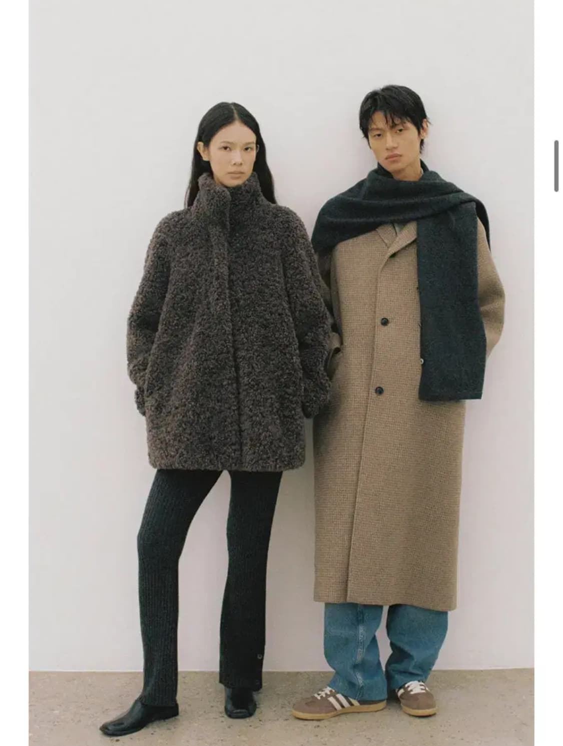 오떼뜨 부클램 하프 퍼 코트 BOUCLE RAM HALF FUR COAT 상품이미지4