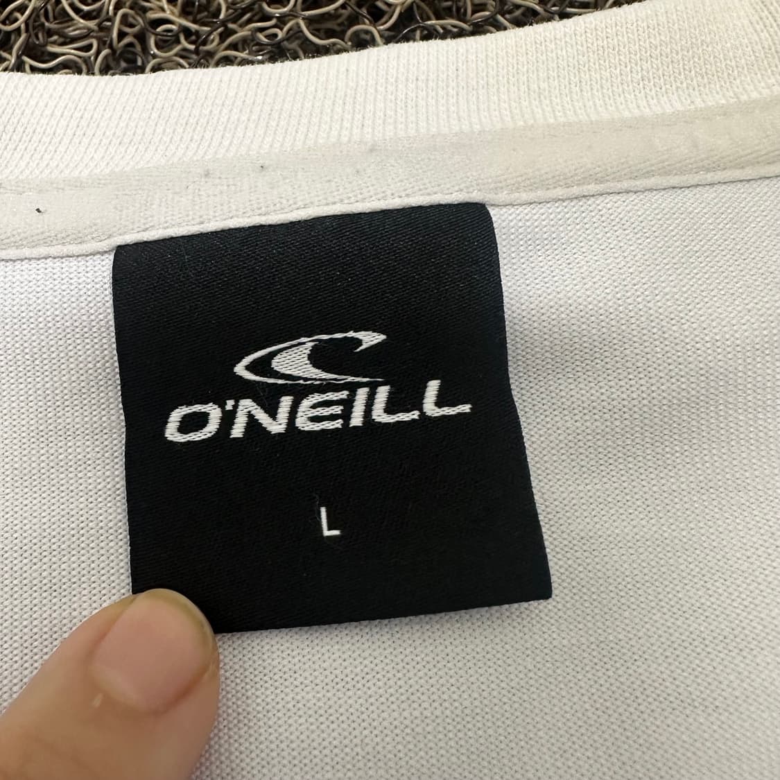 오닐 화이트 긴팔 티셔츠 L 상품이미지3