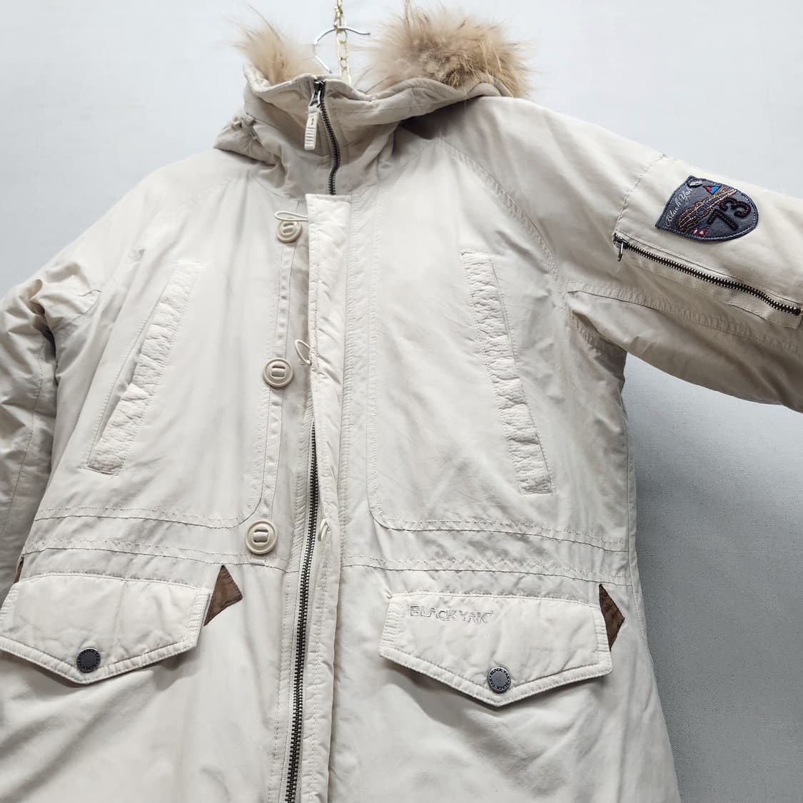 블랙야크 구스다운 스트링 파카 후드(너구리)패딩 100(L) 상품이미지4