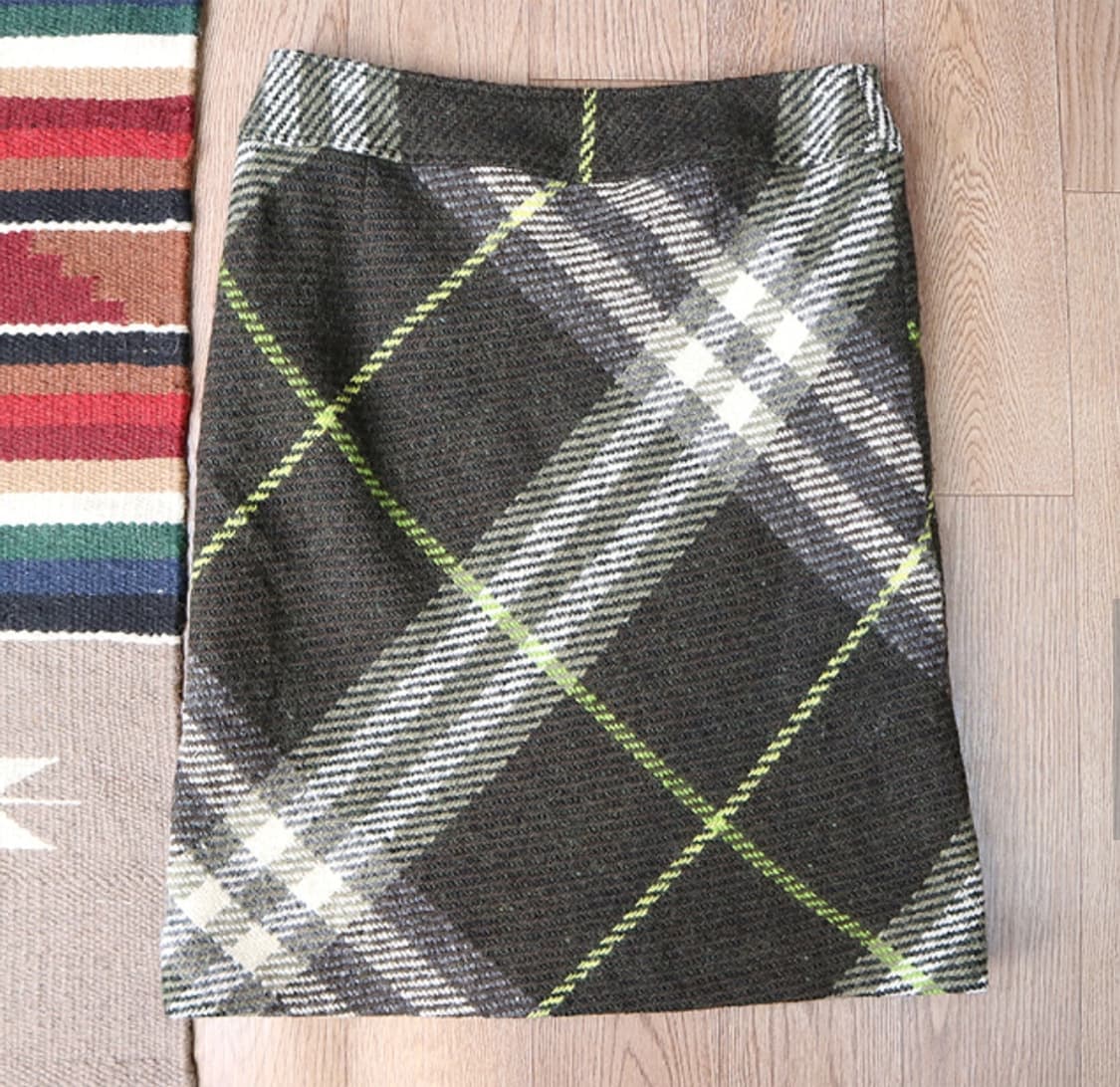 일본판 BURBERRY 버버리 런던 울 두툼한 체크 트위드 스커트 상품이미지4