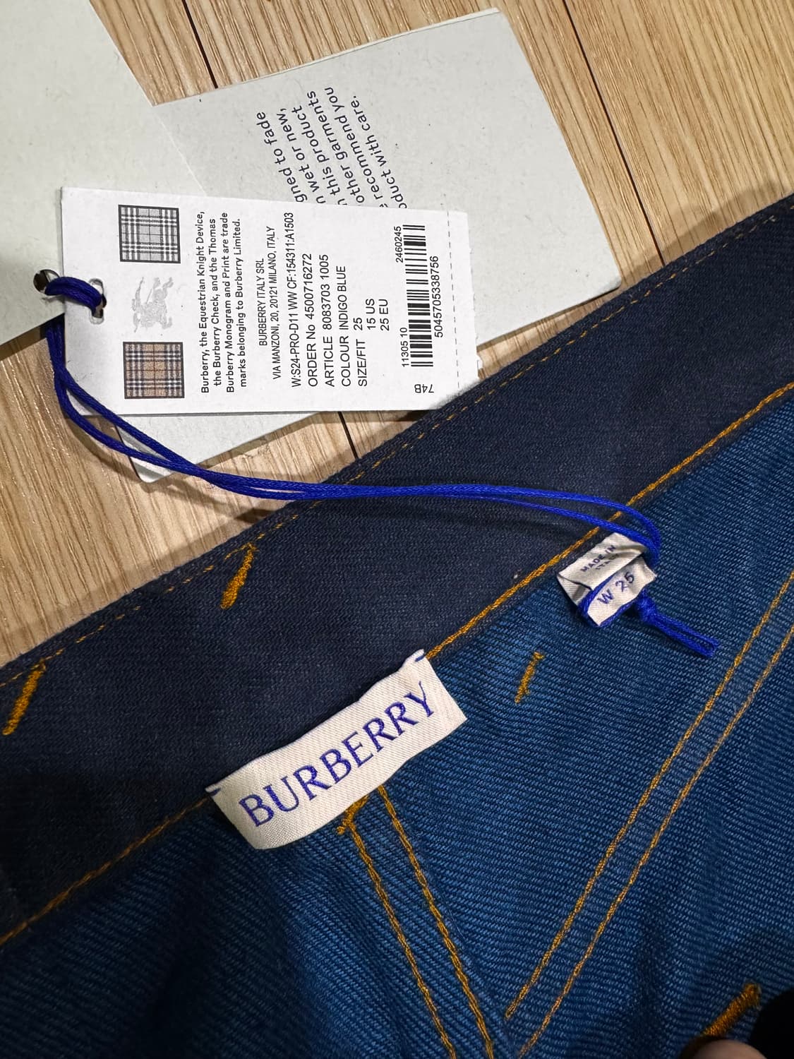 25 마른26 3회착 정품 버버리 매장가180만 데님 진 청바지 산드로 상품이미지5