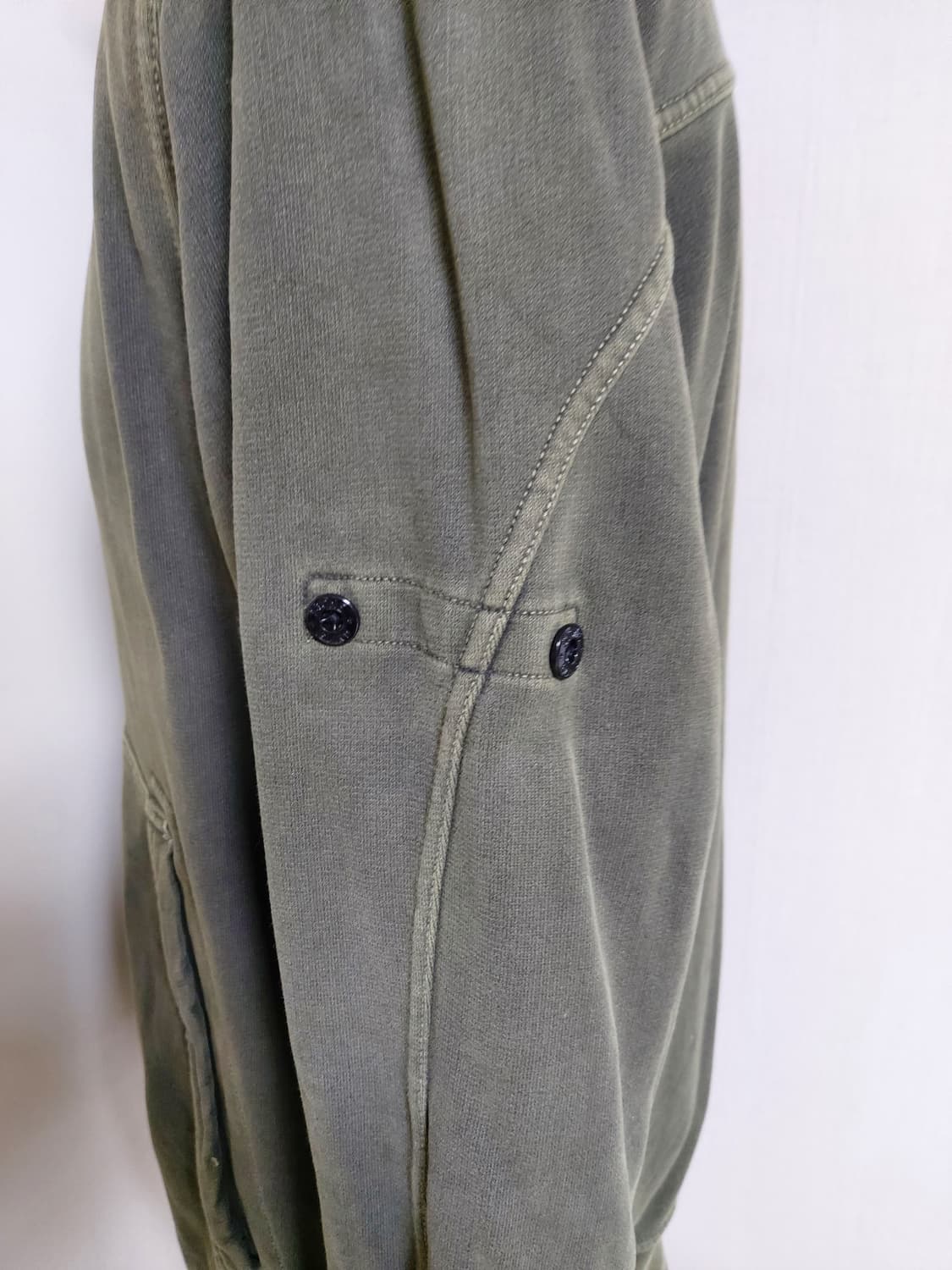 스톤아일랜드 빈티지워싱 남성 기모 반집업(105)

 상품이미지9